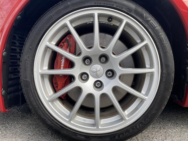 ランサー ＧＳＲエボリューションＸ　１年保証付　修復歴無し　ワンオーナー　禁煙車　走行距離６０，５００ｋｍ　５ＭＴ　ＨＫＳ車高調　ＲＥＣＡＲＯシート　大型リヤスポイラー　ナビＴＶ　革巻きステアリング　純正１８ＡＷ　キーレス　ＨＩＤライト（52枚目）