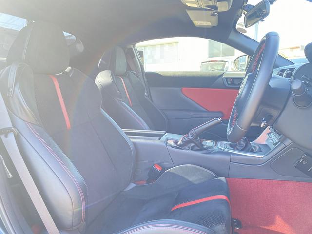 ＧＲ８６ ＲＺ　１年保証付　走行距離２７３５０ｋｍ　記録簿付　ワンオーナー　禁煙車　カロッツェリア９型ナビＴＶ　Ｂｌｕｅｔｏｏｔｈ　ＵＳＢ　ドラレコ　ＥＴＣ　ＬＥＤヘッドライト　スマートキー　シートヒーター（24枚目）