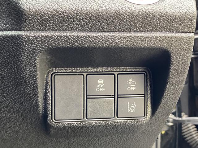 シビック ハッチバック　ホンダセンシング　１年保証付　無限フルエアロ＆マフラー　ＬＥＤテールランプ　ナビＴＶ　Ｂｌｕｅｔｏｏｔｈ　ＵＳＢ　ドラレコ　ＥＴＣ　ＬＥＤヘッドライト＆ＬＥＤフォグ　スマートキー　パワーシート　シートヒーター　クルコン（20枚目）