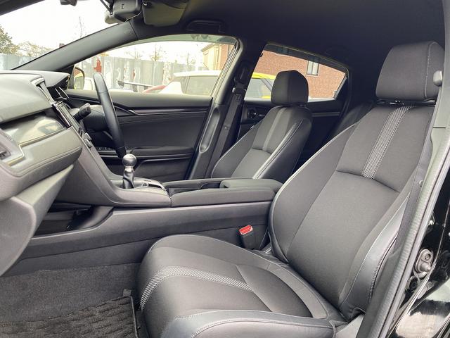 シビック ハッチバック　ホンダセンシング　１年保証付　無限フルエアロ＆マフラー　ＬＥＤテールランプ　ナビＴＶ　Ｂｌｕｅｔｏｏｔｈ　ＵＳＢ　ドラレコ　ＥＴＣ　ＬＥＤヘッドライト＆ＬＥＤフォグ　スマートキー　パワーシート　シートヒーター　クルコン（25枚目）