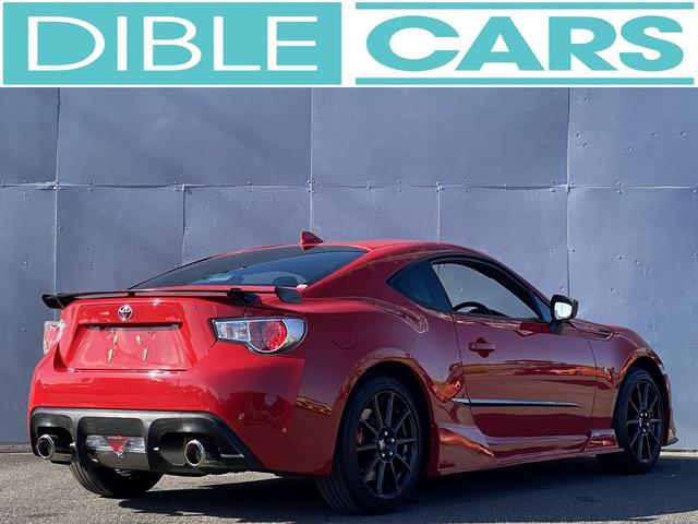 ８６ ＧＴリミテッド　ブラックパッケージ　１年保証付　後期型　６速Ｍ／Ｔ　ＴＲＤエアロ　ＨＫＳ車高調　ブレンボキャリパー　リヤスポ　ＳＤナビＴＶ　Ｂｌｕｅｔｏｏｔｈ　バックカメラ　クルコン　シートヒーター　ＬＥＤライト＆フォグ　スマートキー（6枚目）