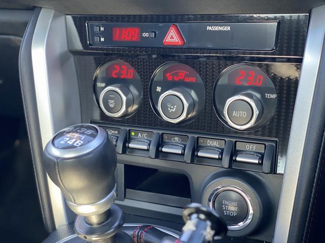 ８６ ＧＴリミテッド　ブラックパッケージ　１年保証付　後期型　６速Ｍ／Ｔ　ＴＲＤエアロ　ＨＫＳ車高調　ブレンボキャリパー　リヤスポ　ＳＤナビＴＶ　Ｂｌｕｅｔｏｏｔｈ　バックカメラ　クルコン　シートヒーター　ＬＥＤライト＆フォグ　スマートキー（16枚目）