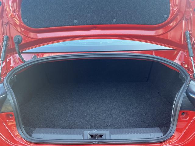 ８６ ＧＴリミテッド　ブラックパッケージ　１年保証付　後期型　６速Ｍ／Ｔ　ＴＲＤエアロ　ＨＫＳ車高調　ブレンボキャリパー　リヤスポ　ＳＤナビＴＶ　Ｂｌｕｅｔｏｏｔｈ　バックカメラ　クルコン　シートヒーター　ＬＥＤライト＆フォグ　スマートキー（23枚目）