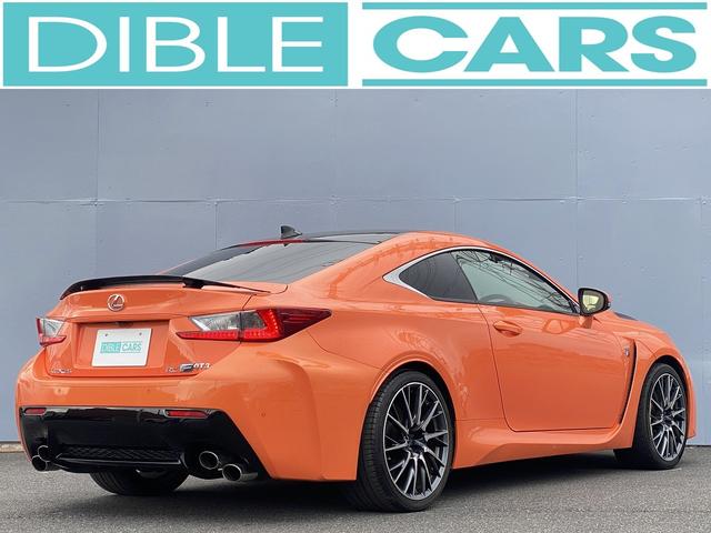 ＲＣ Ｆ カーボンエクステリアパッケージ　１年保証付　修復歴無し　新車記録簿付　ＴＶＤ　プリクラッシュセーフティ（ミリ波レーダー方式）　セミアニリン本革／ブラック＆アクセントオレンジ　エアシート　ＢＳＭ　純正ナビＴＶ　バックカメラ（6枚目）