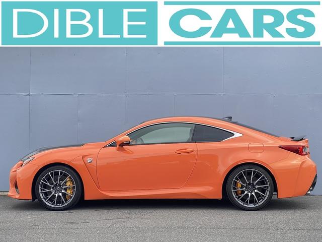 ＲＣ Ｆ カーボンエクステリアパッケージ　１年保証付　修復歴無し　新車記録簿付　ＴＶＤ　プリクラッシュセーフティ（ミリ波レーダー方式）　セミアニリン本革／ブラック＆アクセントオレンジ　エアシート　ＢＳＭ　純正ナビＴＶ　バックカメラ（9枚目）