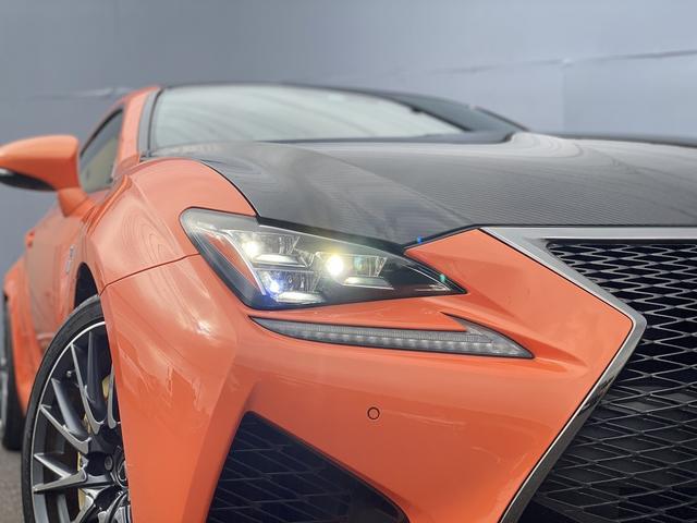 ＲＣ Ｆ カーボンエクステリアパッケージ　１年保証付　修復歴無し　新車記録簿付　ＴＶＤ　プリクラッシュセーフティ（ミリ波レーダー方式）　セミアニリン本革／ブラック＆アクセントオレンジ　エアシート　ＢＳＭ　純正ナビＴＶ　バックカメラ（32枚目）