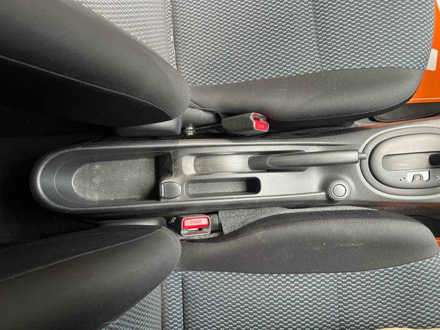 ノート Ｘ　ドライブレコーダー　バックカメラ　ナビ　スマートキー　アイドリングストップ　電動格納ミラー　ＣＶＴ　盗難防止システム　衝突安全ボディ　ＡＢＳ　ミュージックプレイヤー接続可　エアコン　パワーステアリング（30枚目）