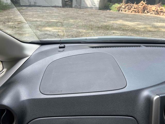 ノート Ｘ　ドライブレコーダー　バックカメラ　ナビ　スマートキー　アイドリングストップ　電動格納ミラー　ＣＶＴ　盗難防止システム　衝突安全ボディ　ＡＢＳ　ミュージックプレイヤー接続可　エアコン　パワーステアリング（34枚目）