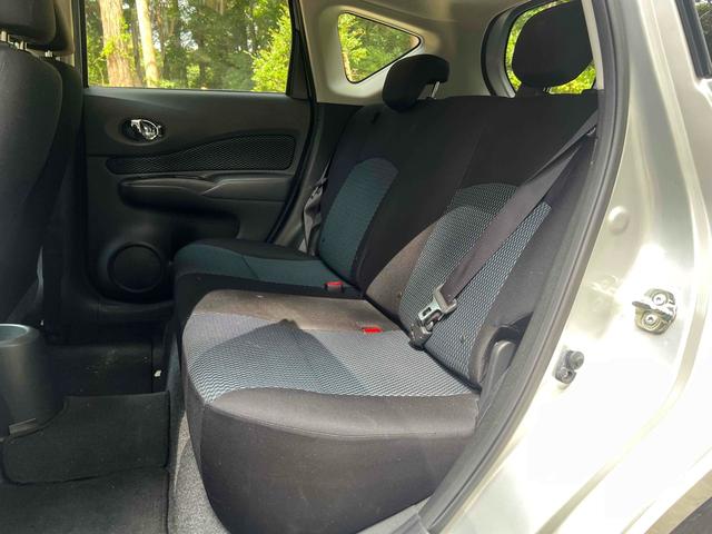 ノート Ｘ　ドライブレコーダー　バックカメラ　ナビ　スマートキー　アイドリングストップ　電動格納ミラー　ＣＶＴ　盗難防止システム　衝突安全ボディ　ＡＢＳ　ミュージックプレイヤー接続可　エアコン　パワーステアリング（41枚目）