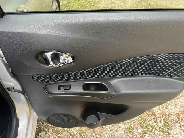 ノート Ｘ　ドライブレコーダー　バックカメラ　ナビ　スマートキー　アイドリングストップ　電動格納ミラー　ＣＶＴ　盗難防止システム　衝突安全ボディ　ＡＢＳ　ミュージックプレイヤー接続可　エアコン　パワーステアリング（44枚目）