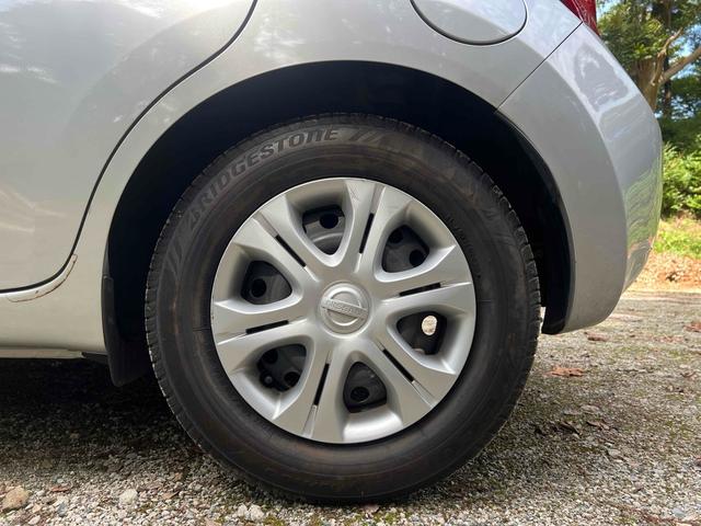 ノート Ｘ　ドライブレコーダー　バックカメラ　ナビ　スマートキー　アイドリングストップ　電動格納ミラー　ＣＶＴ　盗難防止システム　衝突安全ボディ　ＡＢＳ　ミュージックプレイヤー接続可　エアコン　パワーステアリング（49枚目）