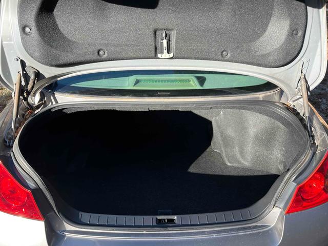 スカイライン 250GT タイプP ETC ナビ アルミホイール オートライト HID AT シートヒーター キーレスエントリー 盗難防止システム パワーシート CD DVD再生 衝突安全ボディ ABS ESC エアコン(19枚目)