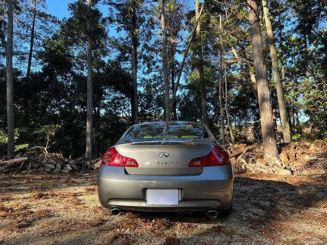 スカイライン 250GT タイプP ETC ナビ アルミホイール オートライト HID AT シートヒーター キーレスエントリー 盗難防止システム パワーシート CD DVD再生 衝突安全ボディ ABS ESC エアコン(27枚目)