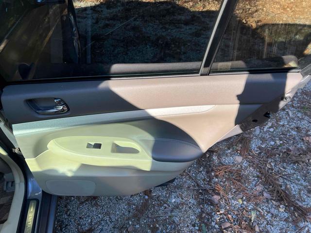 スカイライン 250GT タイプP ETC ナビ アルミホイール オートライト HID AT シートヒーター キーレスエントリー 盗難防止システム パワーシート CD DVD再生 衝突安全ボディ ABS ESC エアコン(53枚目)