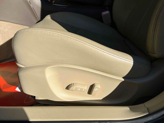 スカイライン 250GT タイプP ETC ナビ アルミホイール オートライト HID AT シートヒーター キーレスエントリー 盗難防止システム パワーシート CD DVD再生 衝突安全ボディ ABS ESC エアコン(57枚目)