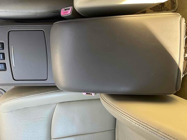 スカイライン 250GT タイプP ETC ナビ アルミホイール オートライト HID AT シートヒーター キーレスエントリー 盗難防止システム パワーシート CD DVD再生 衝突安全ボディ ABS ESC エアコン(67枚目)