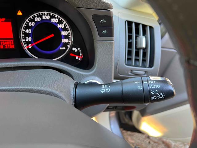 スカイライン 250GT タイプP ETC ナビ アルミホイール オートライト HID AT シートヒーター キーレスエントリー 盗難防止システム パワーシート CD DVD再生 衝突安全ボディ ABS ESC エアコン(73枚目)