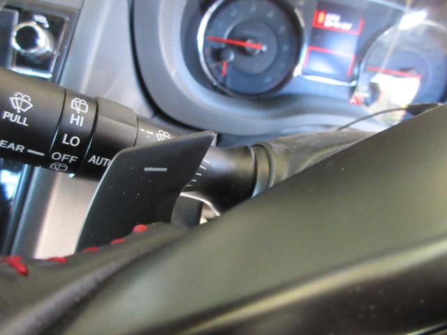 ＷＲＸ Ｓ４ ２．０ＧＴ－Ｓアイサイト　後期Ｄ型　ＳＴＩドライカーボンＧＴウイング　ＳＴＩフロントスポイラー　ＳＴＩサイドスポイラー　ＳＴＩリアアンダーウイング　純正ナビ　ＥＴＣ　シートヒーター　バックカメラ　フロントカメラ（17枚目）