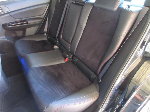 ＷＲＸ Ｓ４ ２．０ＧＴ－Ｓアイサイト　後期Ｄ型　ＳＴＩドライカーボンＧＴウイング　ＳＴＩフロントスポイラー　ＳＴＩサイドスポイラー　ＳＴＩリアアンダーウイング　純正ナビ　ＥＴＣ　シートヒーター　バックカメラ　フロントカメラ（40枚目）