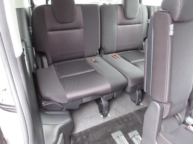 セレナ ハイウェイスター　プロパイロットエディション　プロパイロット　Ｂｌｕｅｔｏｏｔｈ　衝突被害軽減ブレーキ　レーンキープアシスト　クルコン　バックカメラ　クリアランスソナー　ＳＤナビ　フルセグＴＶ　デュアルバックドア　両側パワスラ　ＬＥＤヘッドライト（22枚目）