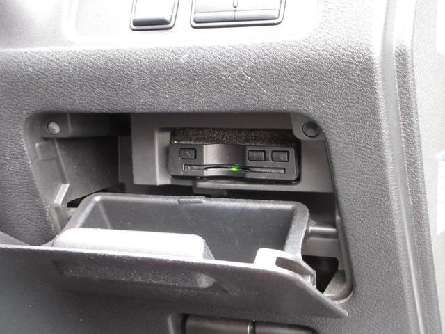 セレナ ハイウェイスター　プロパイロットエディション　プロパイロット　Ｂｌｕｅｔｏｏｔｈ　衝突被害軽減ブレーキ　レーンキープアシスト　クルコン　バックカメラ　クリアランスソナー　ＳＤナビ　フルセグＴＶ　デュアルバックドア　両側パワスラ　ＬＥＤヘッドライト（31枚目）