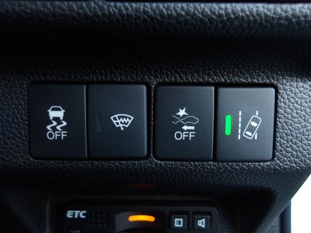 フリードハイブリッド ハイブリッド・ＥＸ　モデューロフルエアロ　ハーフレザー　Ｂｌｕｅｔｏｏｔｈ　クルコン　シートヒーター　純正ナビ　フルセグＴＶ　ＴＶキャンセラー　両側パワスラ　衝突軽減ブレーキ　ドラレコ　レーンキープアシスト　バックカメラ（30枚目）