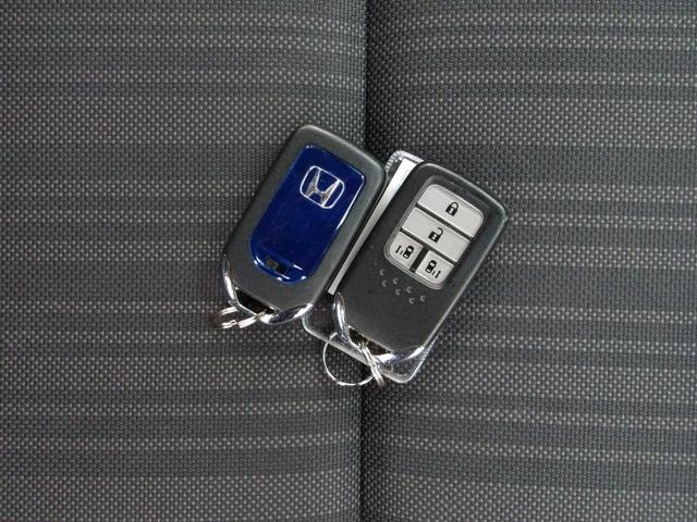 フリードハイブリッド ハイブリッド・ＥＸ　モデューロフルエアロ　ハーフレザー　Ｂｌｕｅｔｏｏｔｈ　クルコン　シートヒーター　純正ナビ　フルセグＴＶ　ＴＶキャンセラー　両側パワスラ　衝突軽減ブレーキ　ドラレコ　レーンキープアシスト　バックカメラ（36枚目）