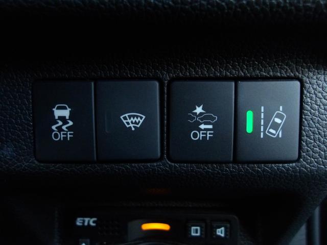 フリードハイブリッド ハイブリッド・ＥＸ　ハーフレザー　フリップダウンモニター　純正メモリナビ　バックカメラ　シートヒーター　両側パワースライドドア　前後ドラレコ　ビルトインＥＴＣ　オートライト　純正１５ＡＷ　ＬＥＤヘッドライト　スマートキー（30枚目）