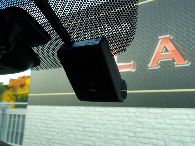 フリードハイブリッド ハイブリッド・ＥＸ　ハーフレザー　フリップダウンモニター　純正メモリナビ　バックカメラ　シートヒーター　両側パワースライドドア　前後ドラレコ　ビルトインＥＴＣ　オートライト　純正１５ＡＷ　ＬＥＤヘッドライト　スマートキー（33枚目）