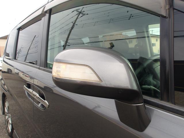 ステップワゴン スパーダS HDDナビ スマートスタイルED ローダウン フリップダウンモニター 7人乗り 両側パワスラ フルセグTV 純正HDDナビ TVキャンセラー 純正18AW バックカメラ スマートキー HIDヘッドライト フォグ(11枚目)