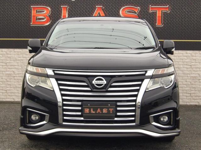 エルグランド ２５０ハイウェイスタープレミアム　後期　Ｗサンルーフ　黒本革シート　前席パワーシート　シートヒーター　アウトランドビューモニター　フリップダウンモニター　パワーテールゲート　Ｂｌｕｅｔｏｏｔｈ　クルーズコントロール　クリアランスソナー（5枚目）