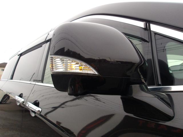 エルグランド ２５０ハイウェイスタープレミアム　後期　Ｗサンルーフ　黒本革シート　前席パワーシート　シートヒーター　アウトランドビューモニター　フリップダウンモニター　パワーテールゲート　Ｂｌｕｅｔｏｏｔｈ　クルーズコントロール　クリアランスソナー（11枚目）