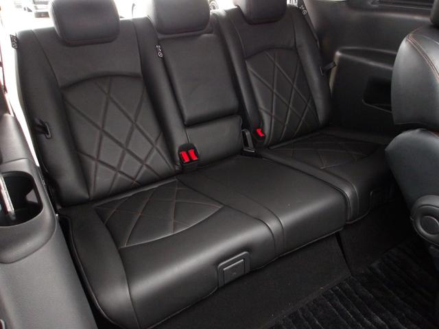 エルグランド ２５０ハイウェイスタープレミアム　後期　Ｗサンルーフ　黒本革シート　前席パワーシート　シートヒーター　アウトランドビューモニター　フリップダウンモニター　パワーテールゲート　Ｂｌｕｅｔｏｏｔｈ　クルーズコントロール　クリアランスソナー（21枚目）