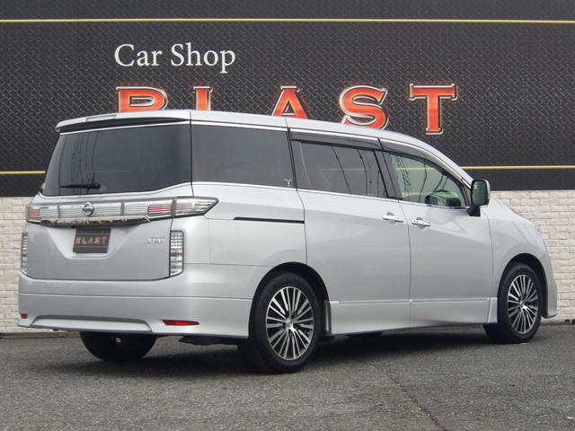 エルグランド ２５０ハイウェイスター　フリップダウンモニター　Ｂｌｕｅｔｏｏｔｈ　ハーフレザー　両側パワスラ　クルーズコントロール　純正メモリナビ　フルセグＴＶ　ドラレコ　バックカメラ　パワーバックドア　Ｗエアコン　ＬＥＤヘッドライト（4枚目）