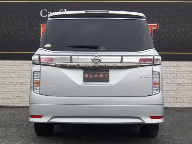 エルグランド ２５０ハイウェイスター　フリップダウンモニター　Ｂｌｕｅｔｏｏｔｈ　ハーフレザー　両側パワスラ　クルーズコントロール　純正メモリナビ　フルセグＴＶ　ドラレコ　バックカメラ　パワーバックドア　Ｗエアコン　ＬＥＤヘッドライト（6枚目）