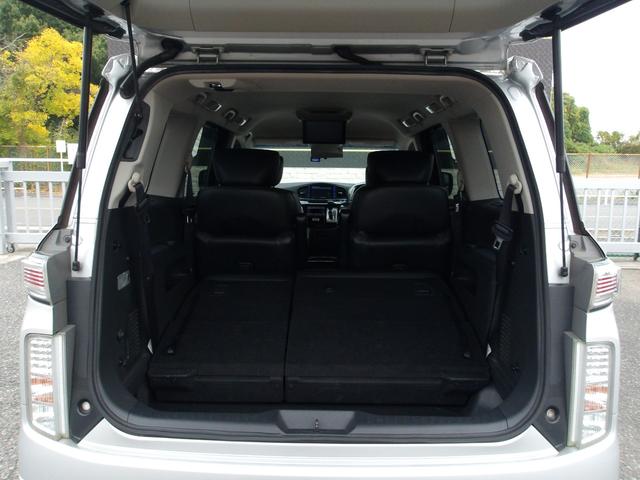 エルグランド ２５０ハイウェイスター　フリップダウンモニター　Ｂｌｕｅｔｏｏｔｈ　ハーフレザー　両側パワスラ　クルーズコントロール　純正メモリナビ　フルセグＴＶ　ドラレコ　バックカメラ　パワーバックドア　Ｗエアコン　ＬＥＤヘッドライト（14枚目）