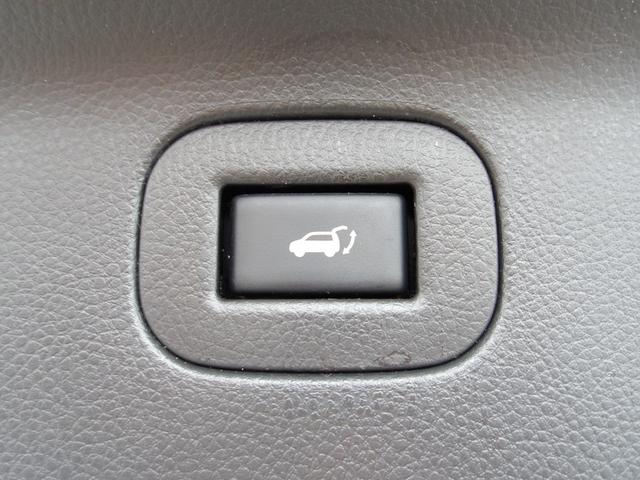 エルグランド ２５０ハイウェイスター　フリップダウンモニター　Ｂｌｕｅｔｏｏｔｈ　ハーフレザー　両側パワスラ　クルーズコントロール　純正メモリナビ　フルセグＴＶ　ドラレコ　バックカメラ　パワーバックドア　Ｗエアコン　ＬＥＤヘッドライト（29枚目）