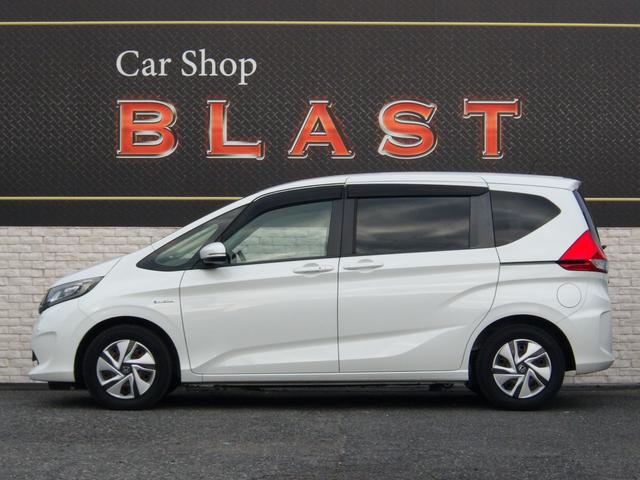 フリードハイブリッド ハイブリッド・Ｇホンダセンシング　純正メモリーナビ　フルセグＴＶ　両側パワスラ　Ｂｌｕｅｔｏｏオーディオ　バックカメラ　ビルトインＥＴＣ　アダプティブクルコン　クリアランスソナー　衝突軽減ブレーキ　ＬＥＤヘッドライト　ＴＶキャンセラー（8枚目）