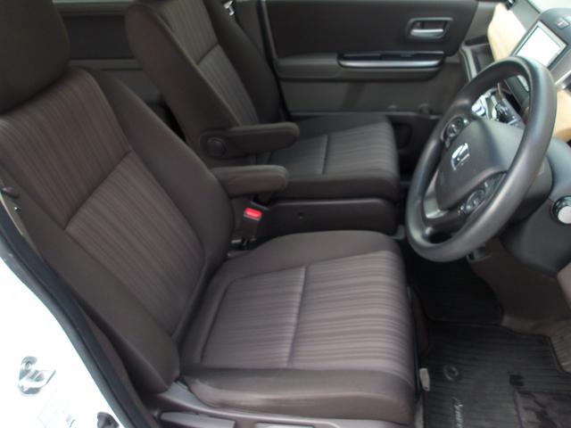 フリードハイブリッド ハイブリッド・Ｇホンダセンシング　純正メモリーナビ　フルセグＴＶ　両側パワスラ　Ｂｌｕｅｔｏｏオーディオ　バックカメラ　ビルトインＥＴＣ　アダプティブクルコン　クリアランスソナー　衝突軽減ブレーキ　ＬＥＤヘッドライト　ＴＶキャンセラー（18枚目）