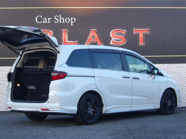 オデッセイ アブソルート・ホンダセンシング　中期型　ワンオーナー　ＡｐｐｌｅｃａｒＰｌａｙ　フリップダウンモニター　ハーフレザーシート　Ｂｌｕｅｔｏｏオーディオ　パワーシート　純正９インチメモリナビ　フルセグＴＶ　両側パワスラ　バックカメラ（7枚目）