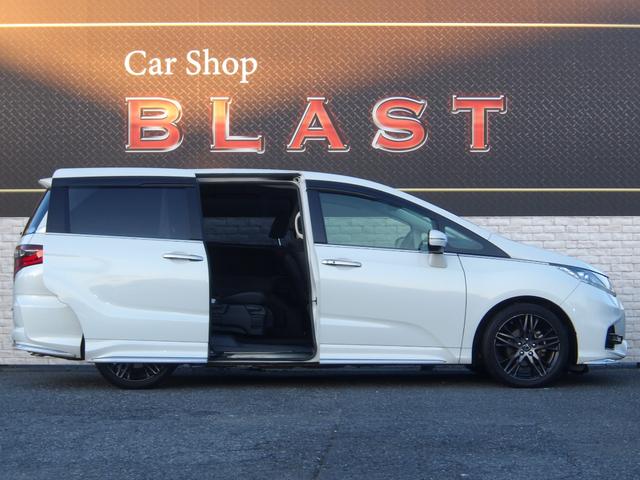 オデッセイ アブソルート・ホンダセンシング　中期型　ワンオーナー　ＡｐｐｌｅｃａｒＰｌａｙ　フリップダウンモニター　ハーフレザーシート　Ｂｌｕｅｔｏｏオーディオ　パワーシート　純正９インチメモリナビ　フルセグＴＶ　両側パワスラ　バックカメラ（9枚目）