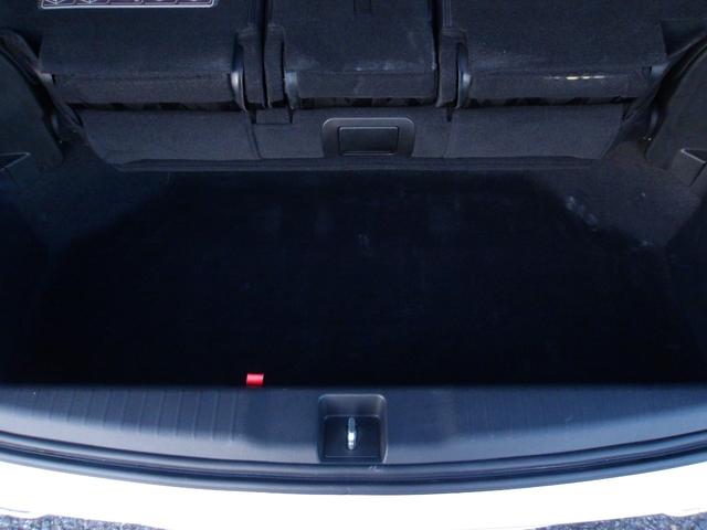 オデッセイ アブソルート・ホンダセンシング　中期型　ワンオーナー　ＡｐｐｌｅｃａｒＰｌａｙ　フリップダウンモニター　ハーフレザーシート　Ｂｌｕｅｔｏｏオーディオ　パワーシート　純正９インチメモリナビ　フルセグＴＶ　両側パワスラ　バックカメラ（17枚目）