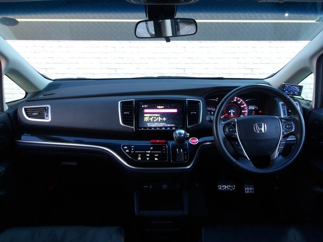 オデッセイ アブソルート・ホンダセンシング　中期型　ワンオーナー　ＡｐｐｌｅｃａｒＰｌａｙ　フリップダウンモニター　ハーフレザーシート　Ｂｌｕｅｔｏｏオーディオ　パワーシート　純正９インチメモリナビ　フルセグＴＶ　両側パワスラ　バックカメラ（18枚目）