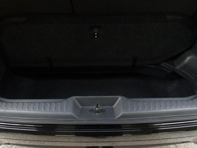 エルグランド ２５０ハイウェイスターアーバンクロム　ローダウン　後席モニター　ハーフレザー　両側パワスラ　Ｗエアコン　純正メモリナビ　フルセグＴＶ　Ｂｌｕｅｔｏｏ　前後ドラレコ　バックカメラ　クルコン　ＬＥＤヘッドライト　純正１８ＡＷ　ビルトインＥＴＣ（17枚目）