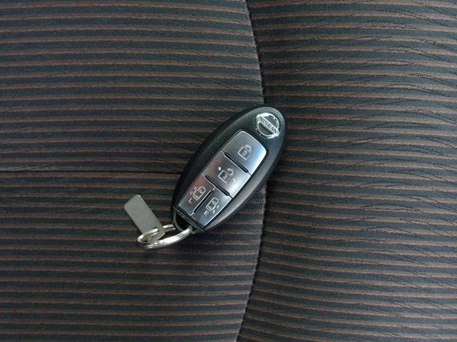 エルグランド ２５０ハイウェイスターアーバンクロム　ローダウン　後席モニター　ハーフレザー　両側パワスラ　Ｗエアコン　純正メモリナビ　フルセグＴＶ　Ｂｌｕｅｔｏｏ　前後ドラレコ　バックカメラ　クルコン　ＬＥＤヘッドライト　純正１８ＡＷ　ビルトインＥＴＣ（37枚目）