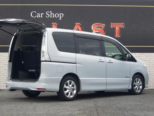 セレナ ハイウェイスターＧ　Ｓ－ハイブリッド　純正メモリナビ　フルセグＴＶ　両側パワスラ　バックカメラ　Ｗエアコン　クルコン　スタッドレス　ＨＩＤライト　フォグ　オートライト　純正１６ＡＷ　ＥＴＣ　アイドリングストップ　横滑り防止　ウォークスルー（7枚目）