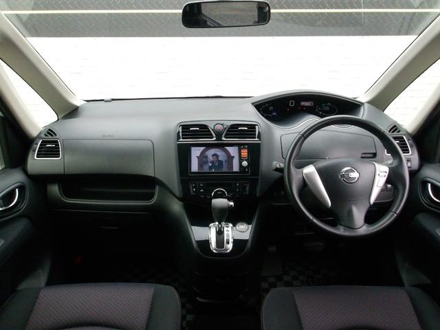 セレナ ハイウェイスターＧ　Ｓ－ハイブリッド　純正メモリナビ　フルセグＴＶ　両側パワスラ　バックカメラ　Ｗエアコン　クルコン　スタッドレス　ＨＩＤライト　フォグ　オートライト　純正１６ＡＷ　ＥＴＣ　アイドリングストップ　横滑り防止　ウォークスルー（17枚目）