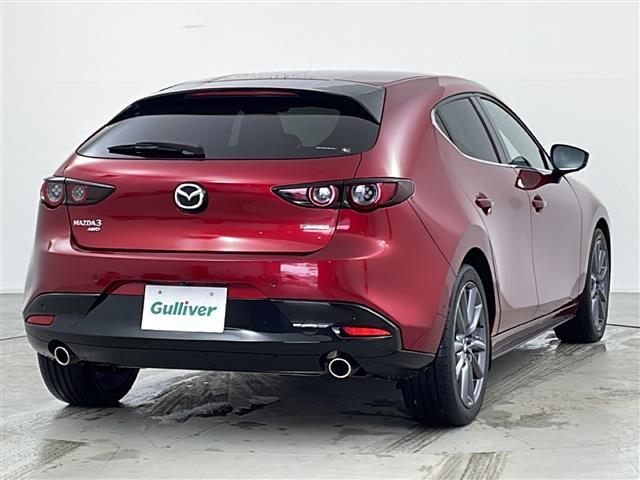 ＭＡＺＤＡ３ファストバック １５Ｓツーリング　・ワンオーナー車・純正ナビ＆ＴＶ＆ＣＤ＆ＤＶＤ＆ＵＳＢ＆ＢＴ＆ＨＤＭＩ・全方位カメラ・ＥＴＣ・スマートキー・アイドリングストップ・レーダークルーズコントロール・純正ドライブレコーダー（3枚目）