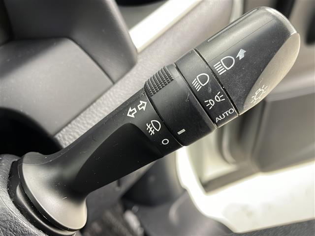ヴェルファイア ２．５Ｚ　・ワンオーナー・純正ナビワンセグ＆ＣＤ＆ＢＴ＆ＳＤ・両側パワースライドドア・バックカメラ・クルーズコントロール・２列目オットマン・ＬＥＤヘッドライト・フォグ・コーナーセンサー・プリ（26枚目）
