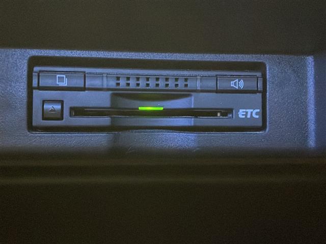 ハリアーハイブリッド プレミアム　・純正ＳＤナビ・モデリスタフルエアロ・レーンディパーチャーアラート・バックカメラ・車両接近通報・クルーズコントロール・オートマチックハイビーム・Ｄ席パワーシート・純正ＡＷサマータイヤ積込・スマートキー（30枚目）